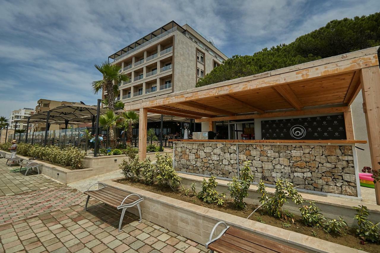 Eter Hotel Голем Екстериор снимка