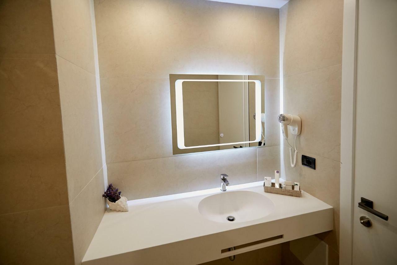 Eter Hotel Голем Стая снимка